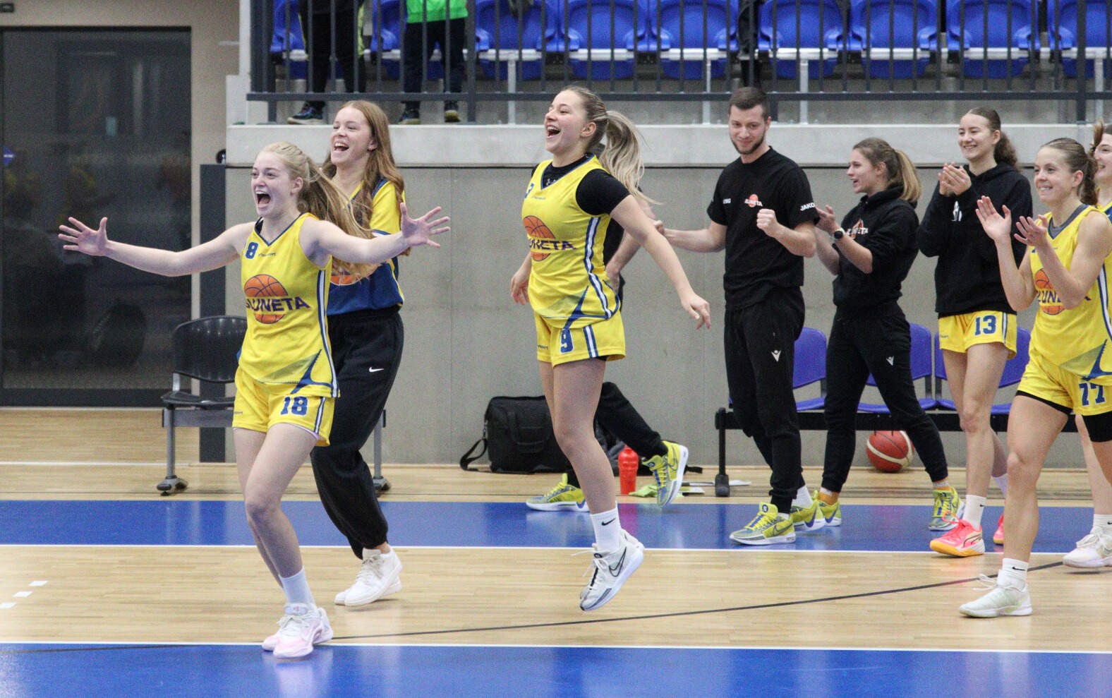 Juniorky U19 vydřely 4. extraligovou výhru!